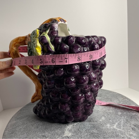 💛 Handmade Grape Pitcher Unique Ceramic - Picture 9 of 10